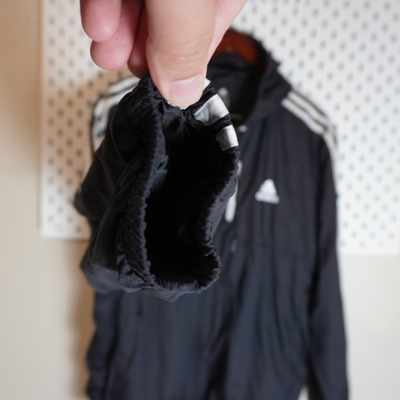Adidas XL Windbreaker Jacket Black Full Zip Hooded 3 Stripe Sport Coat - Picture 8 of 9